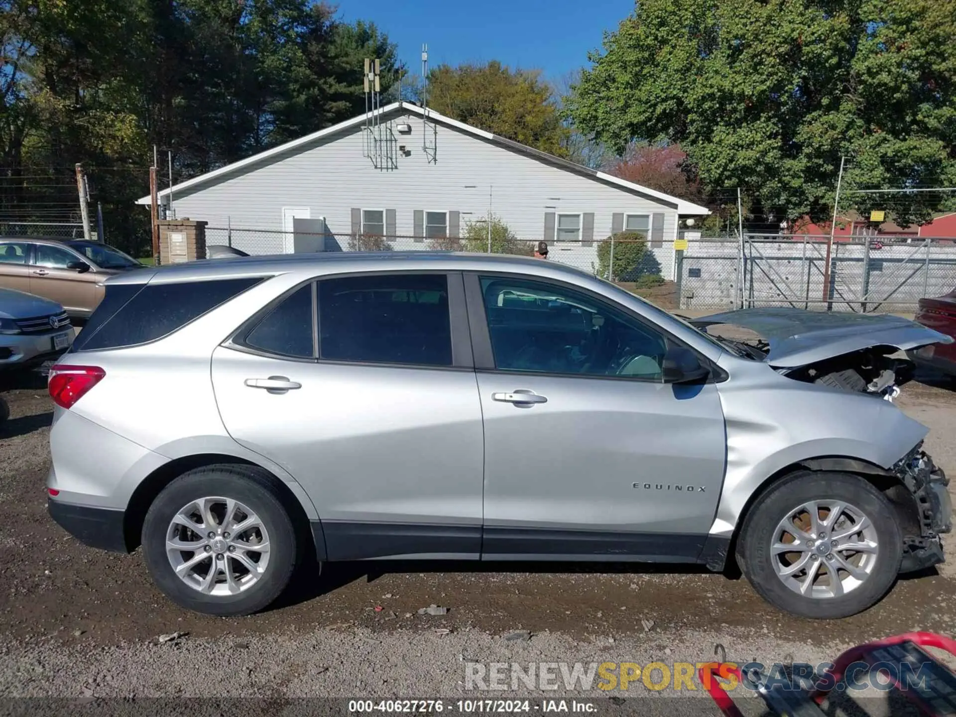14 Photograph of a damaged car 3GNAXHEV2LS558083 CHEVROLET EQUINOX 2020