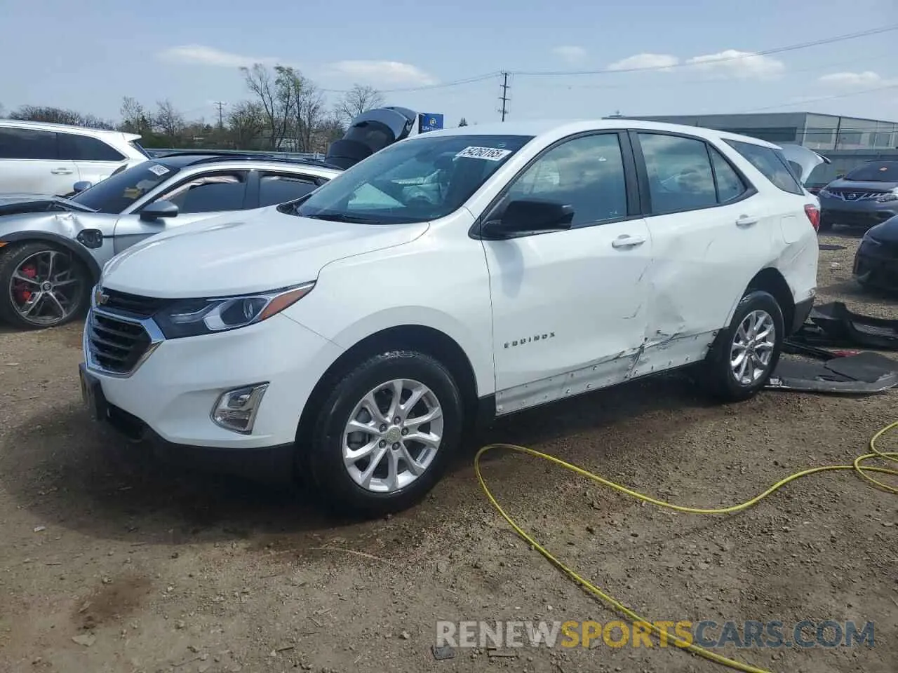 1 Photograph of a damaged car 3GNAXHEV2LS696187 CHEVROLET EQUINOX 2020