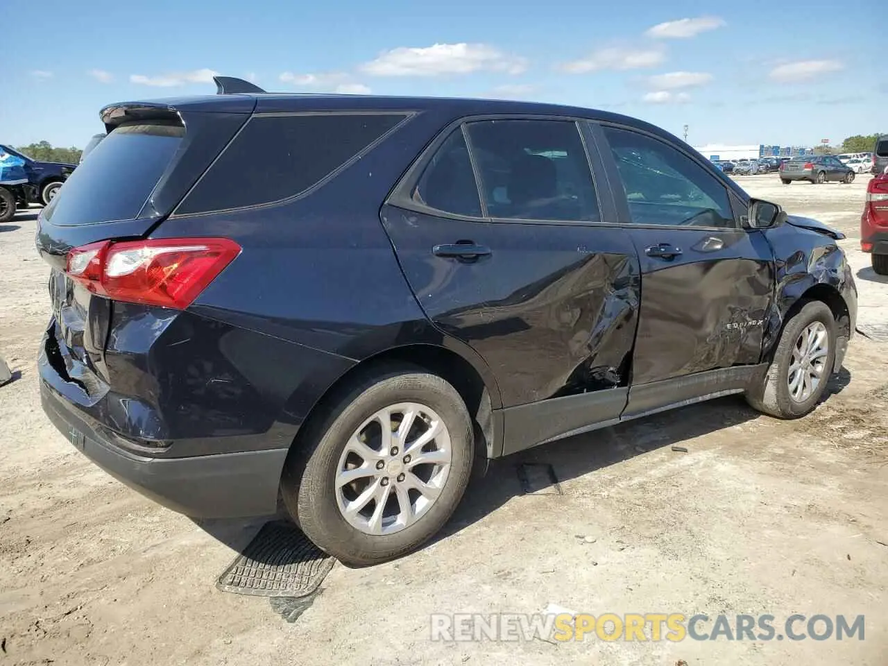 3 Photograph of a damaged car 3GNAXHEV2LS730743 CHEVROLET EQUINOX 2020