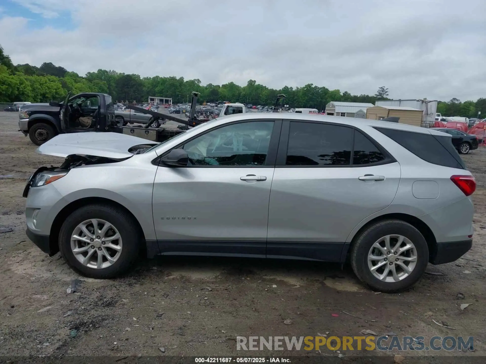 13 Photograph of a damaged car 3GNAXHEV3LS522936 CHEVROLET EQUINOX 2020