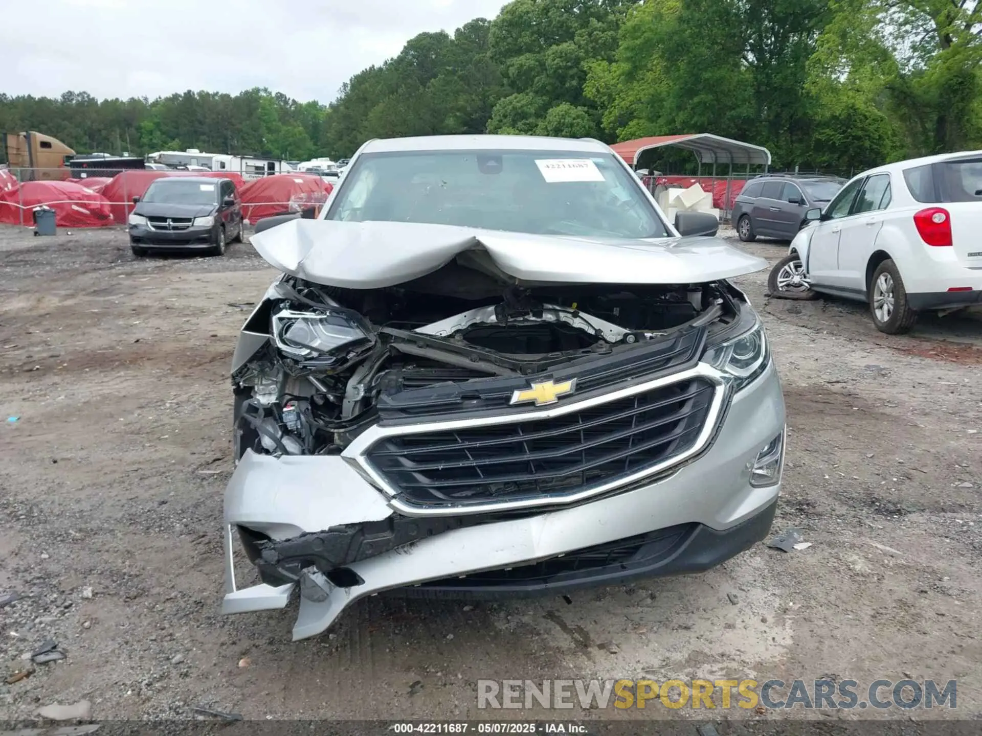 6 Photograph of a damaged car 3GNAXHEV3LS522936 CHEVROLET EQUINOX 2020