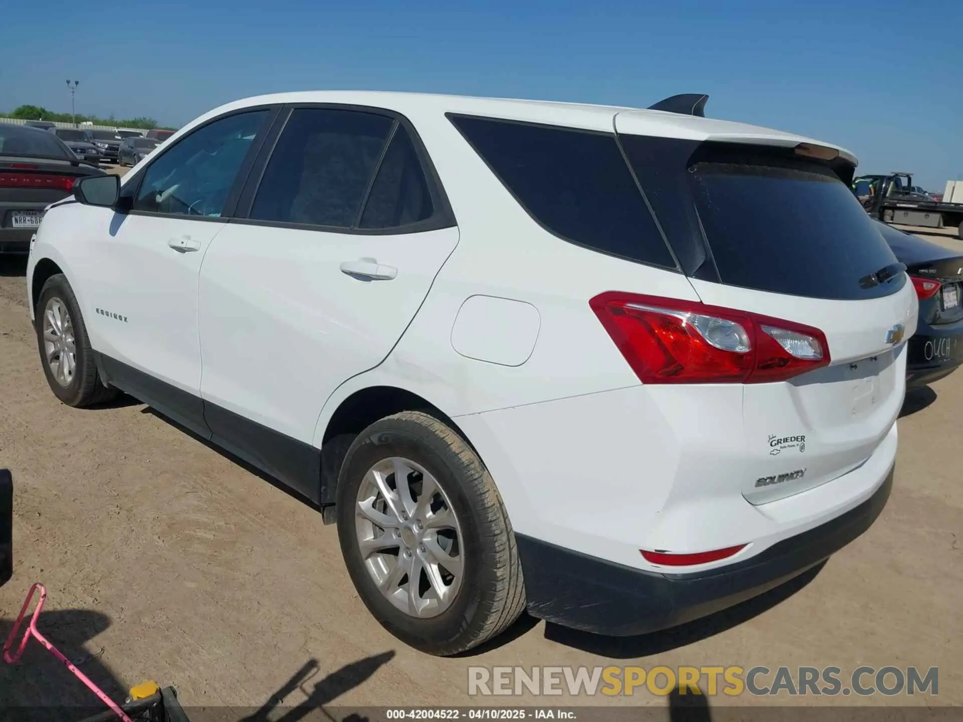 3 Photograph of a damaged car 3GNAXHEV3LS536867 CHEVROLET EQUINOX 2020