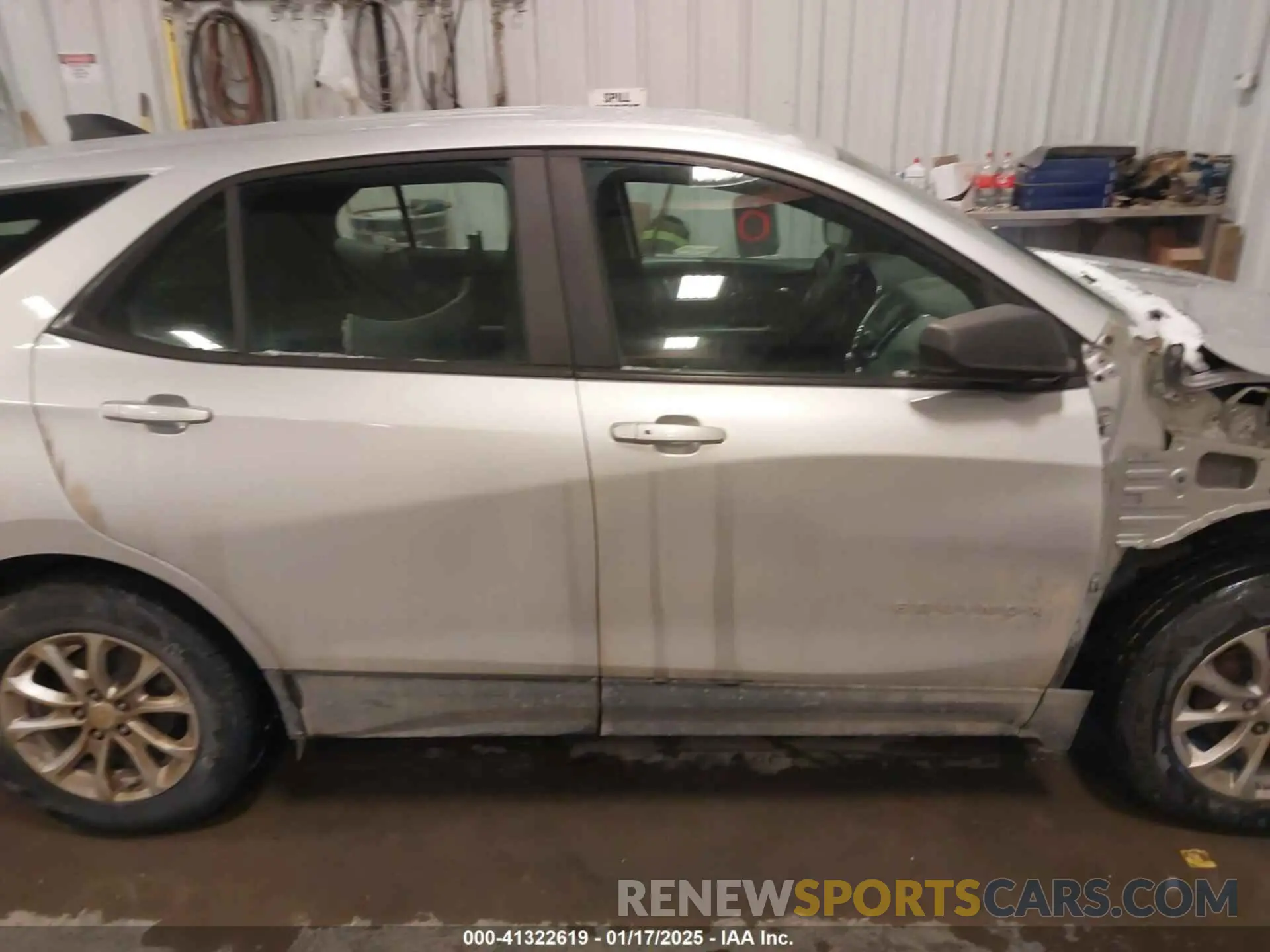 13 Photograph of a damaged car 3GNAXHEV3LS699793 CHEVROLET EQUINOX 2020
