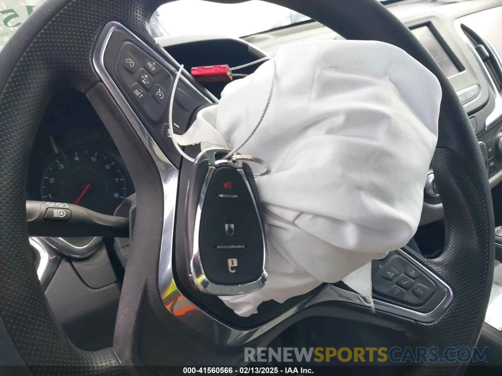11 Photograph of a damaged car 3GNAXHEV3LS716138 CHEVROLET EQUINOX 2020