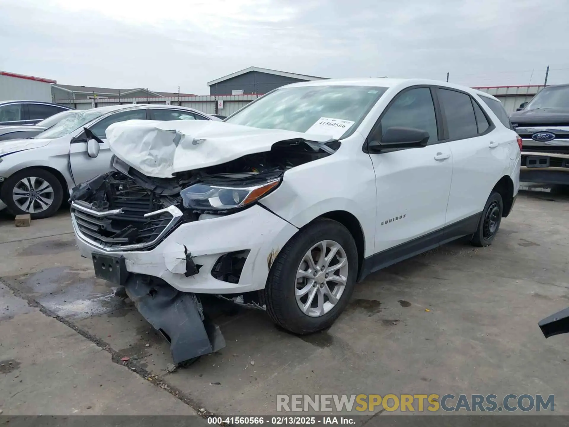 2 Photograph of a damaged car 3GNAXHEV3LS716138 CHEVROLET EQUINOX 2020