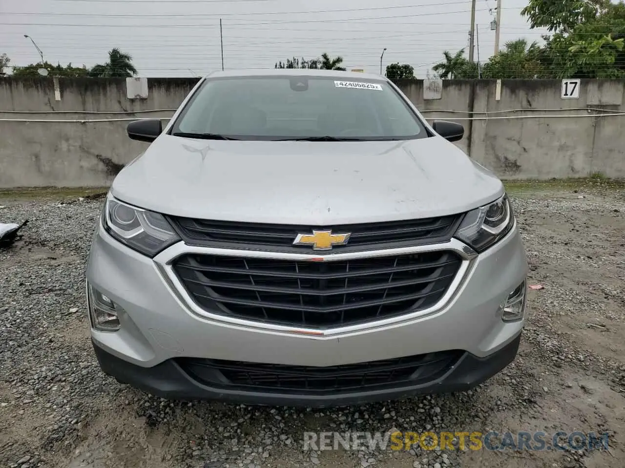 5 Photograph of a damaged car 3GNAXHEV3LS731142 CHEVROLET EQUINOX 2020