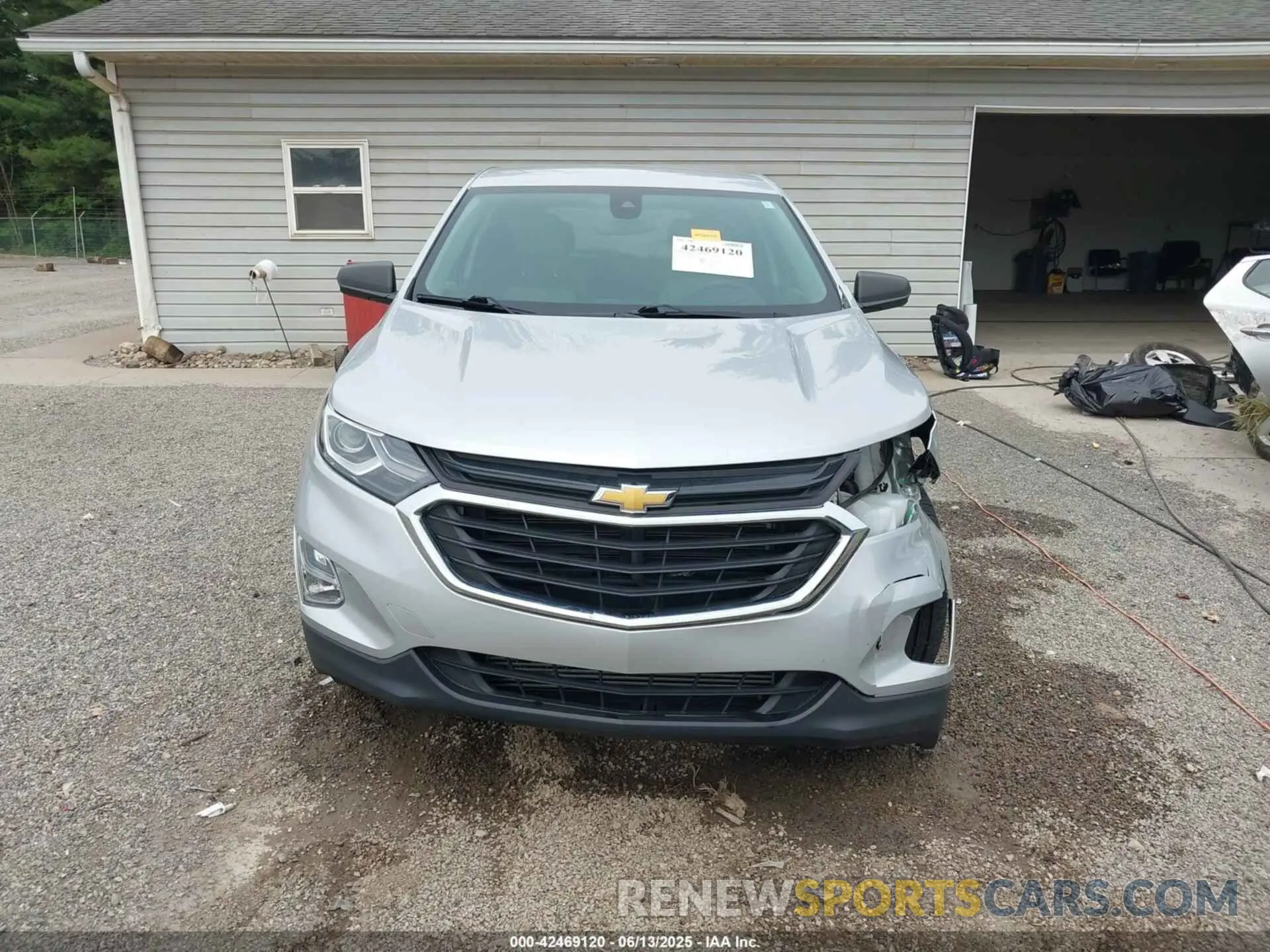 13 Photograph of a damaged car 3GNAXHEV4LS646150 CHEVROLET EQUINOX 2020