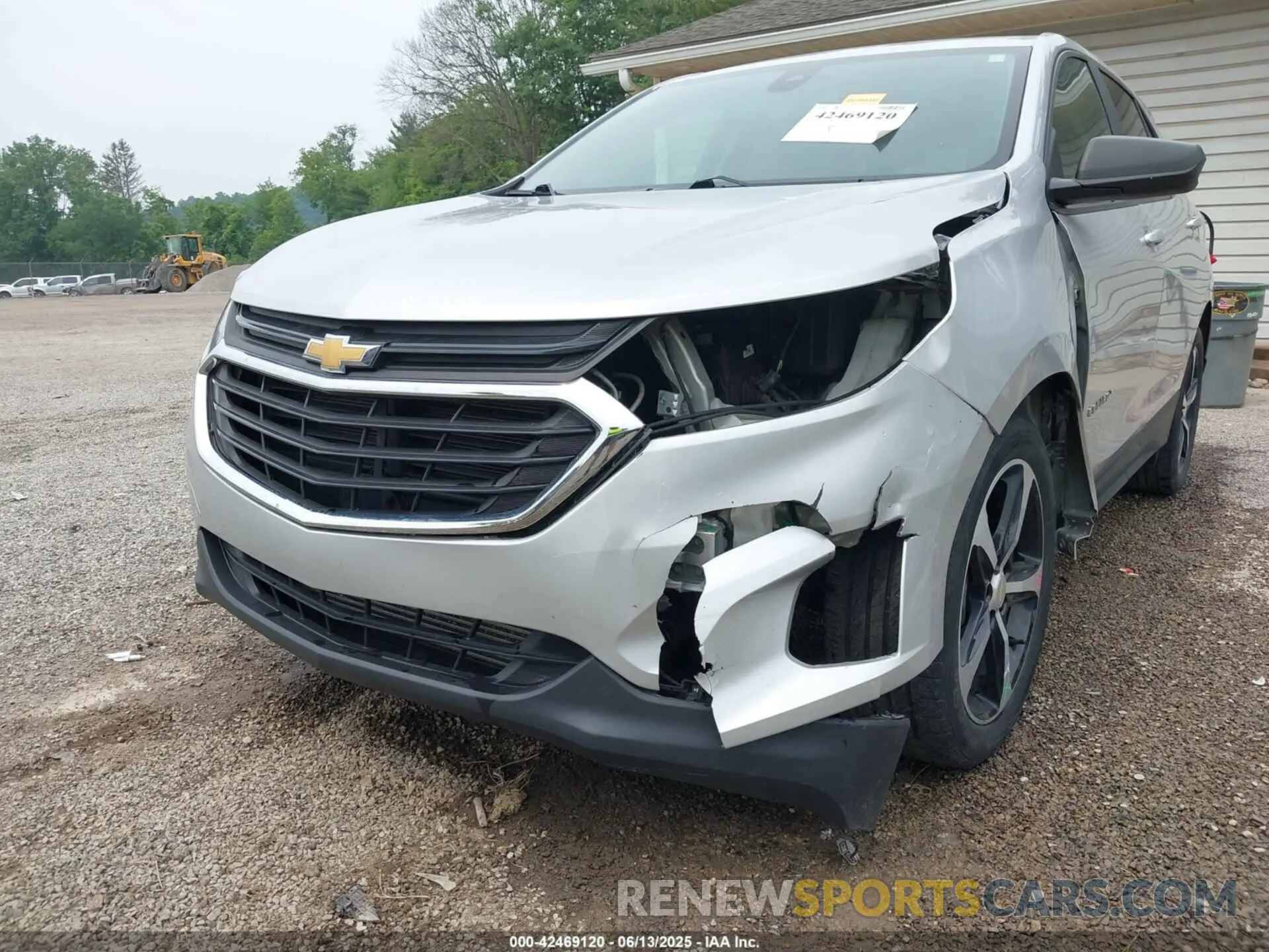 6 Photograph of a damaged car 3GNAXHEV4LS646150 CHEVROLET EQUINOX 2020