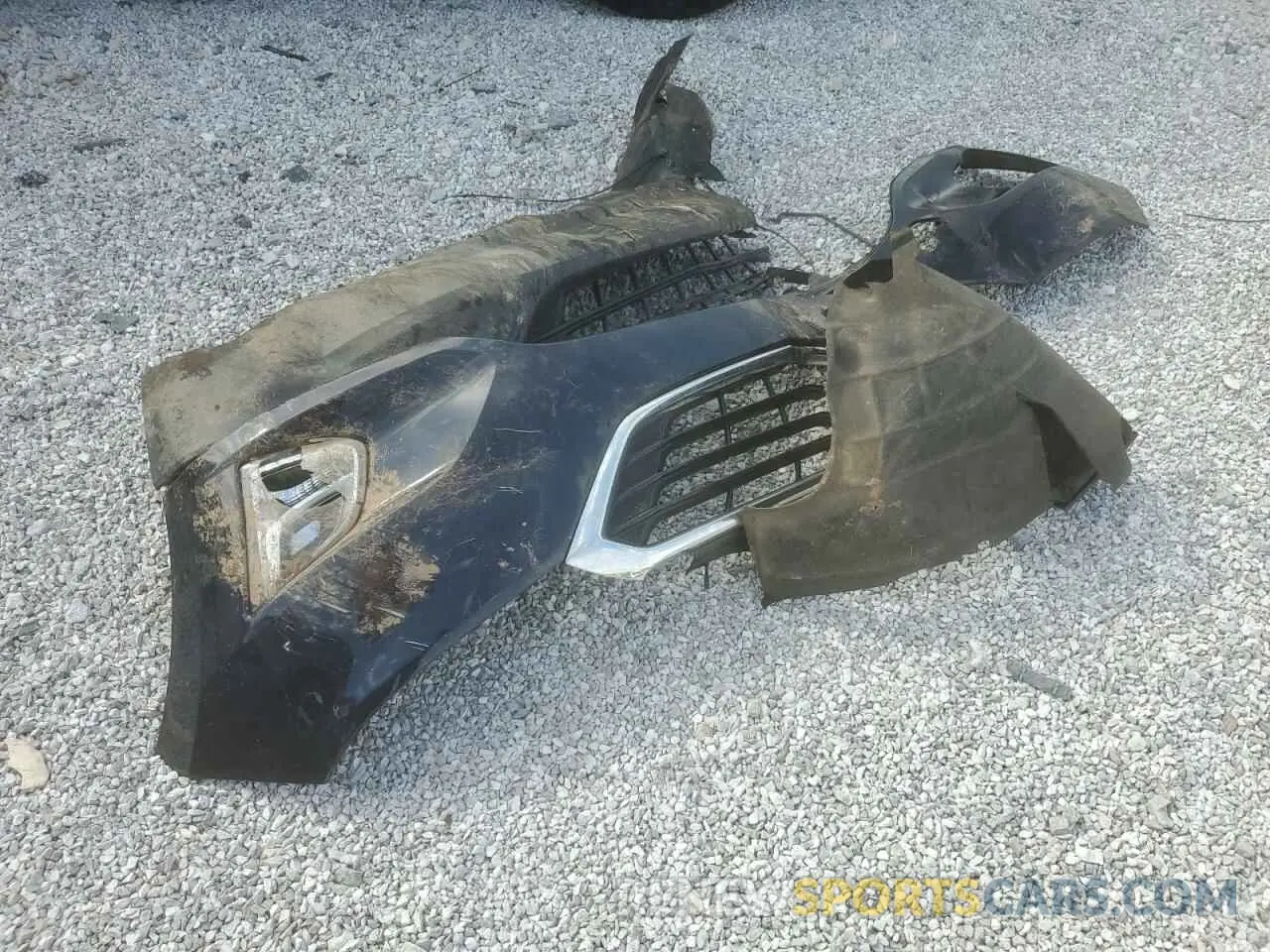 13 Photograph of a damaged car 3GNAXHEV4LS687670 CHEVROLET EQUINOX 2020