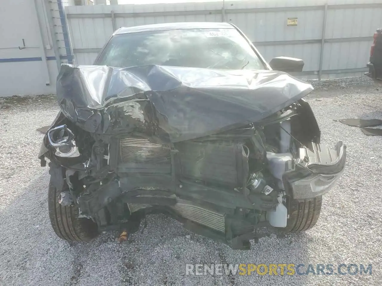 5 Photograph of a damaged car 3GNAXHEV4LS687670 CHEVROLET EQUINOX 2020