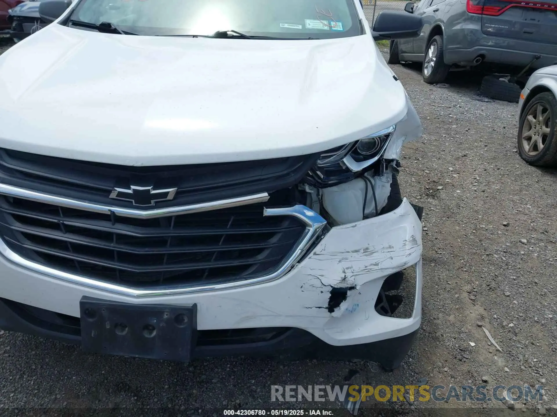 6 Photograph of a damaged car 3GNAXHEV5LS515051 CHEVROLET EQUINOX 2020
