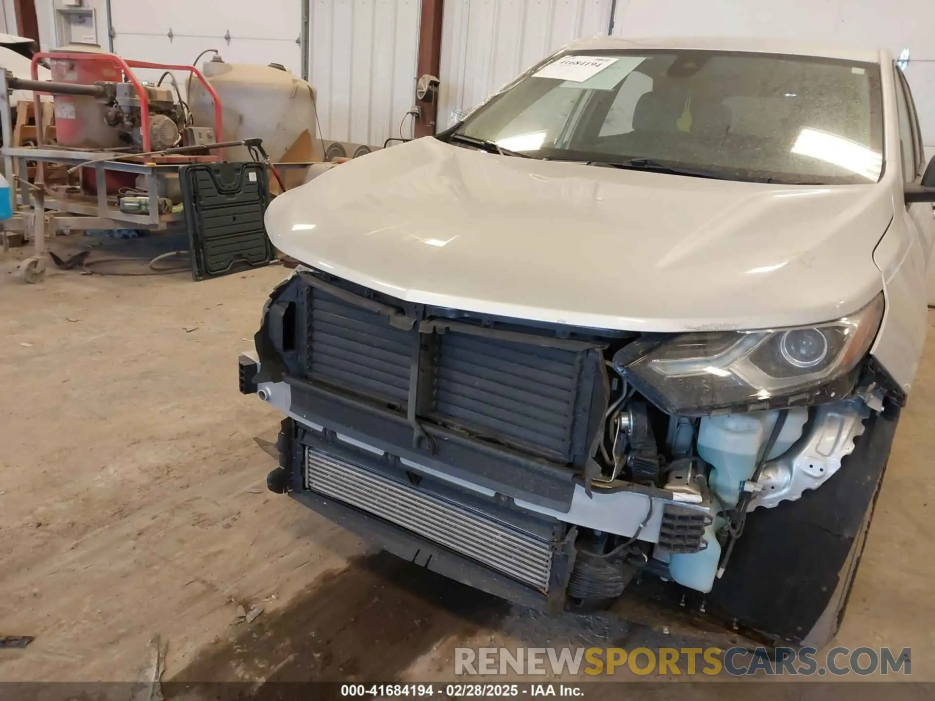 6 Photograph of a damaged car 3GNAXHEV5LS519066 CHEVROLET EQUINOX 2020