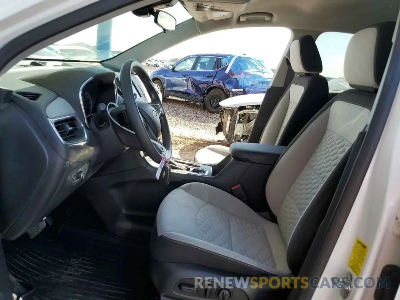 7 Photograph of a damaged car 3GNAXHEV5LS530102 CHEVROLET EQUINOX 2020