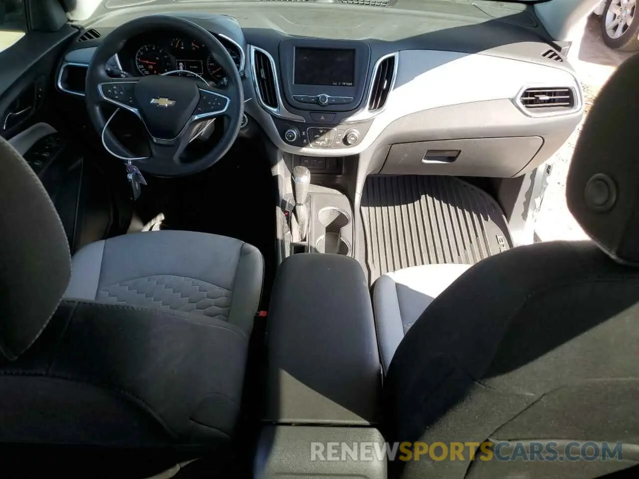 8 Photograph of a damaged car 3GNAXHEV5LS530102 CHEVROLET EQUINOX 2020