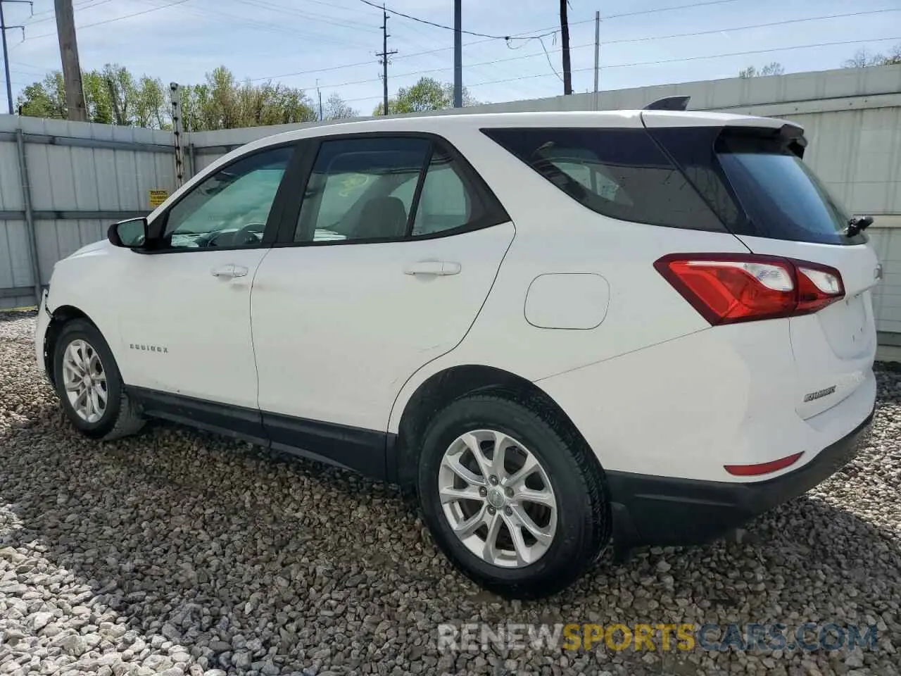 2 Photograph of a damaged car 3GNAXHEV5LS547546 CHEVROLET EQUINOX 2020