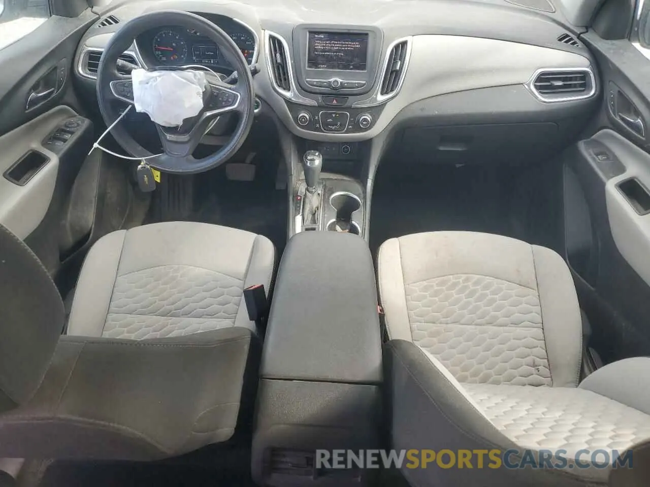 8 Photograph of a damaged car 3GNAXHEV5LS547546 CHEVROLET EQUINOX 2020