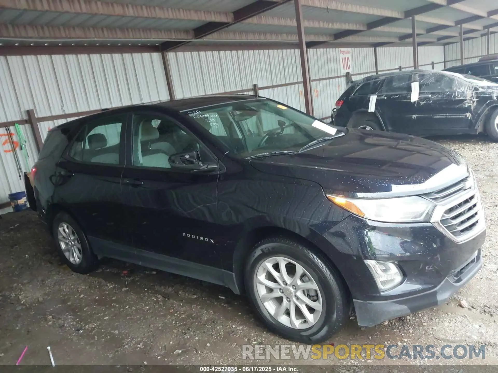 13 Photograph of a damaged car 3GNAXHEV5LS683207 CHEVROLET EQUINOX 2020