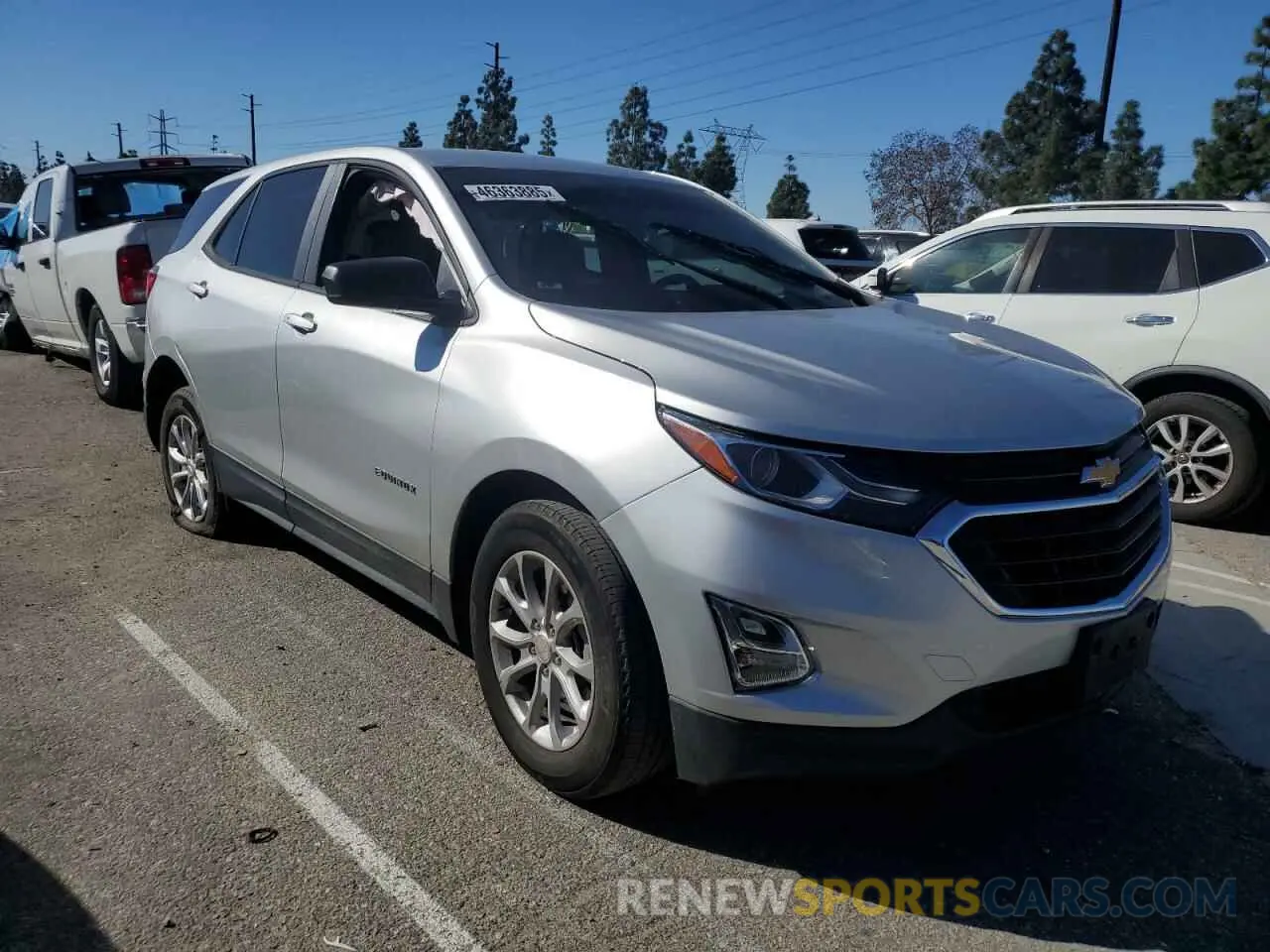 4 Photograph of a damaged car 3GNAXHEV5LS736925 CHEVROLET EQUINOX 2020