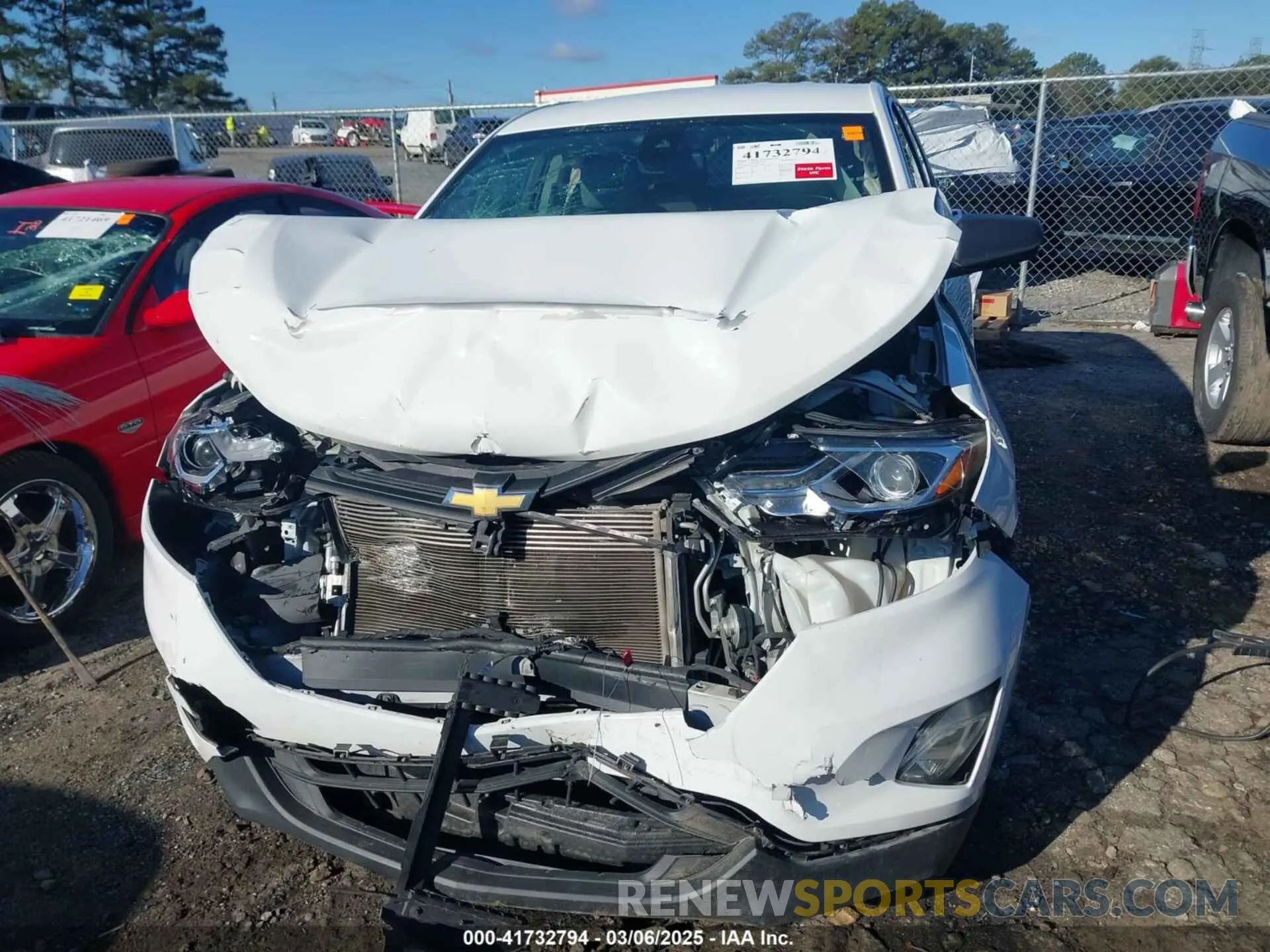 12 Photograph of a damaged car 3GNAXHEV6LS532098 CHEVROLET EQUINOX 2020