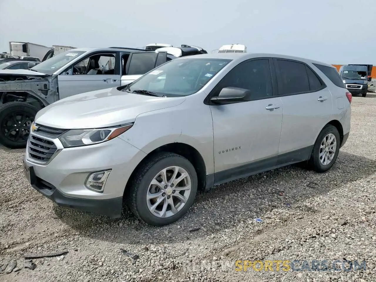 1 Photograph of a damaged car 3GNAXHEV6LS605938 CHEVROLET EQUINOX 2020