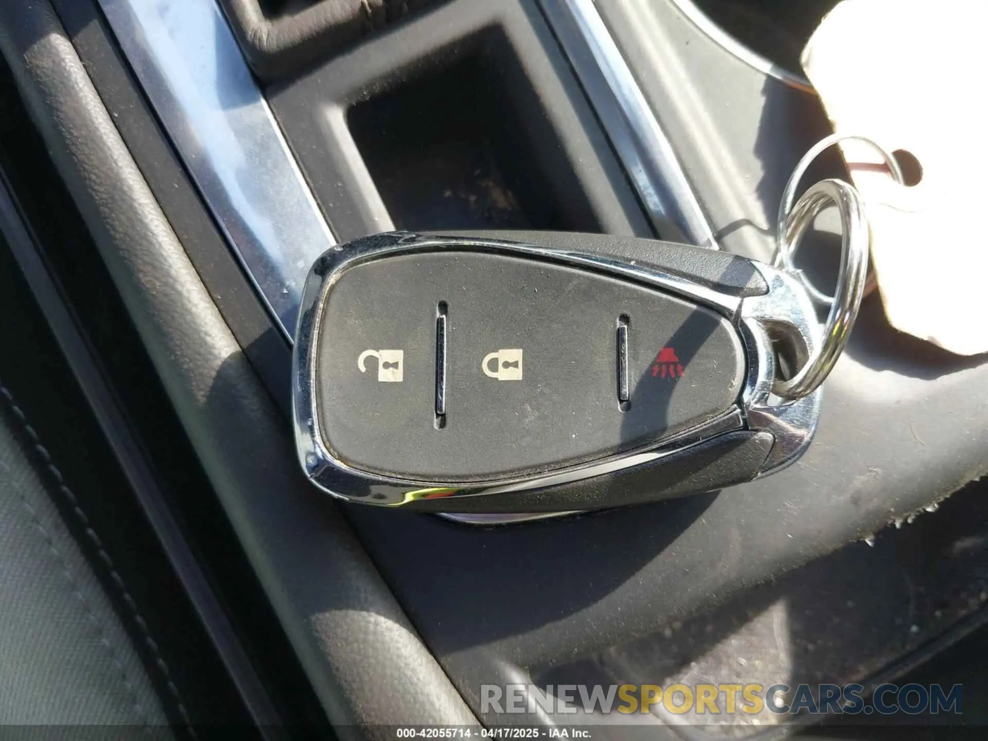 11 Photograph of a damaged car 3GNAXHEV6LS628216 CHEVROLET EQUINOX 2020