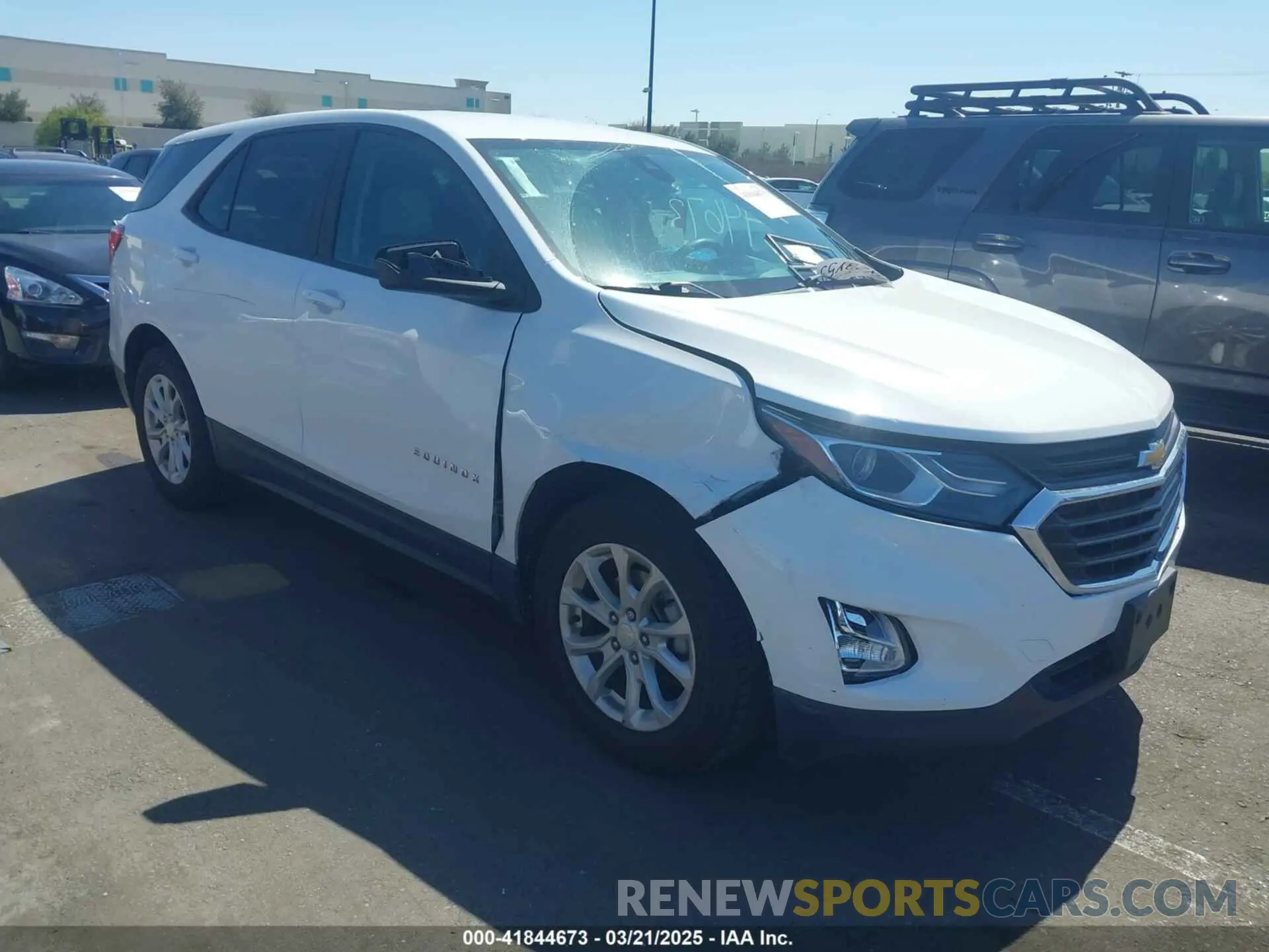 1 Photograph of a damaged car 3GNAXHEV6LS653973 CHEVROLET EQUINOX 2020