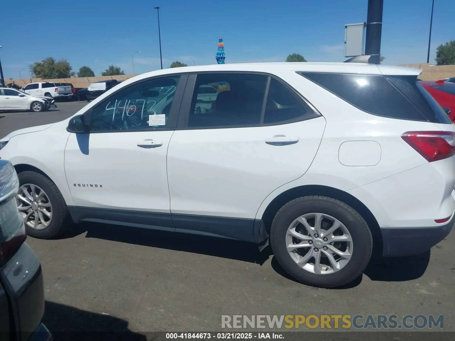 14 Photograph of a damaged car 3GNAXHEV6LS653973 CHEVROLET EQUINOX 2020