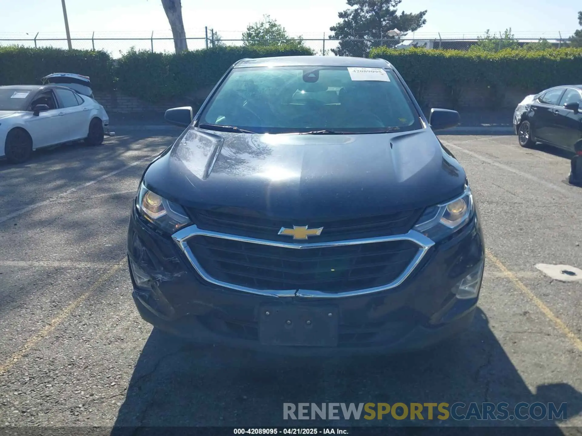 12 Photograph of a damaged car 3GNAXHEV6LS693678 CHEVROLET EQUINOX 2020