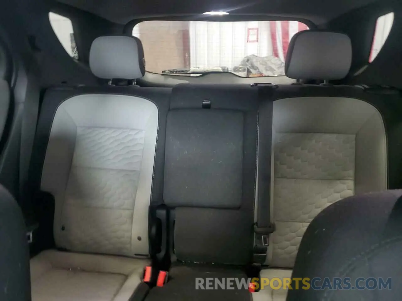 10 Photograph of a damaged car 3GNAXHEV6LS724170 CHEVROLET EQUINOX 2020