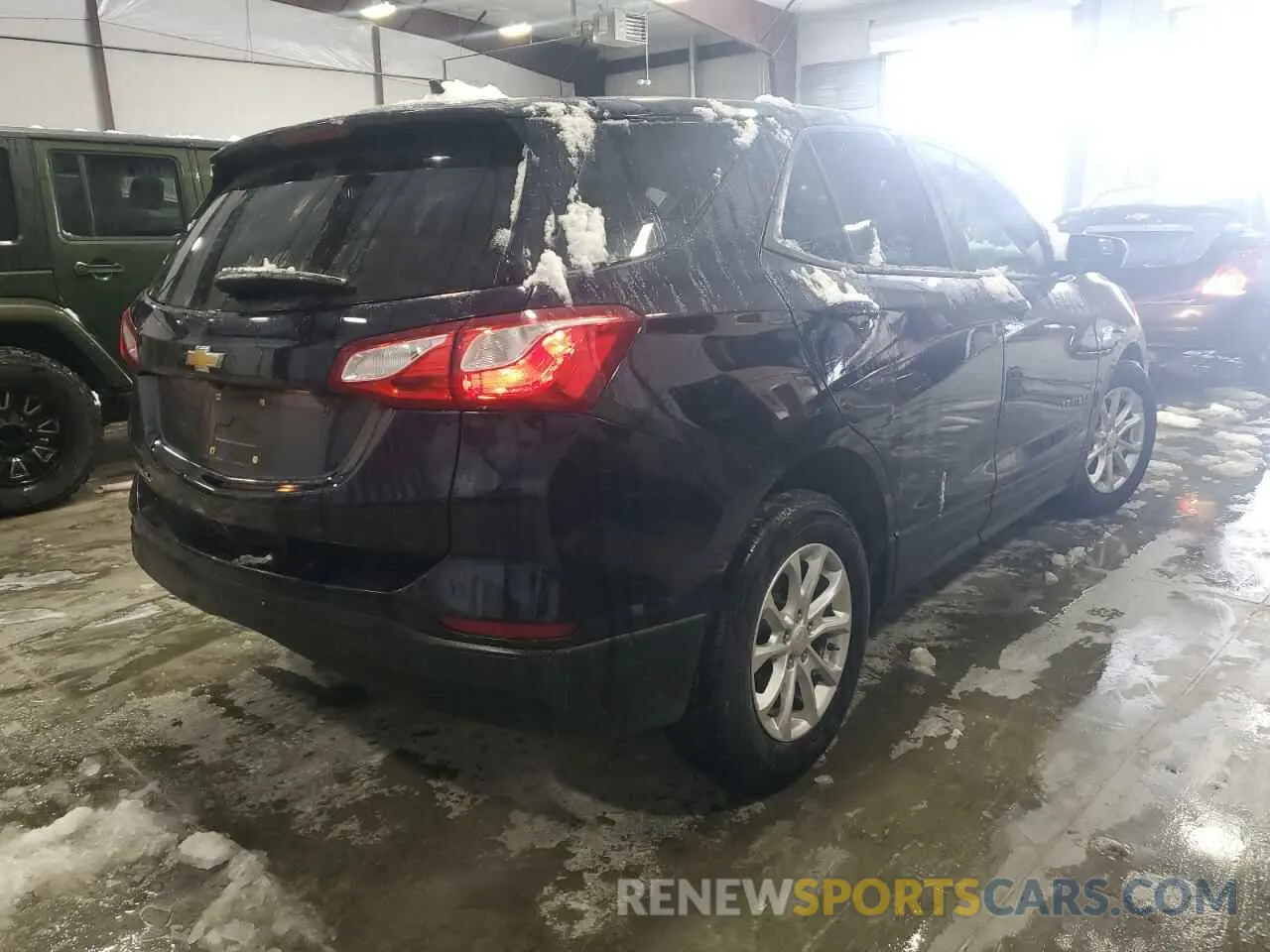 3 Photograph of a damaged car 3GNAXHEV6LS724170 CHEVROLET EQUINOX 2020