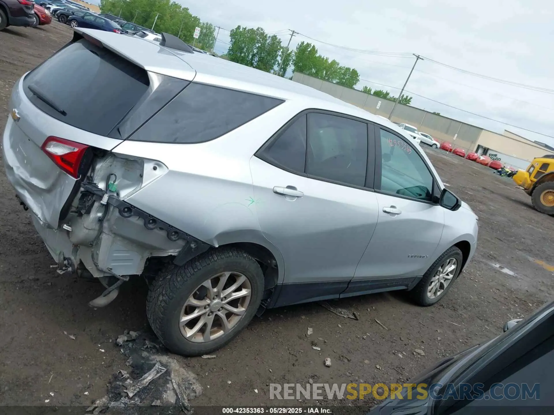13 Photograph of a damaged car 3GNAXHEV7LS503600 CHEVROLET EQUINOX 2020