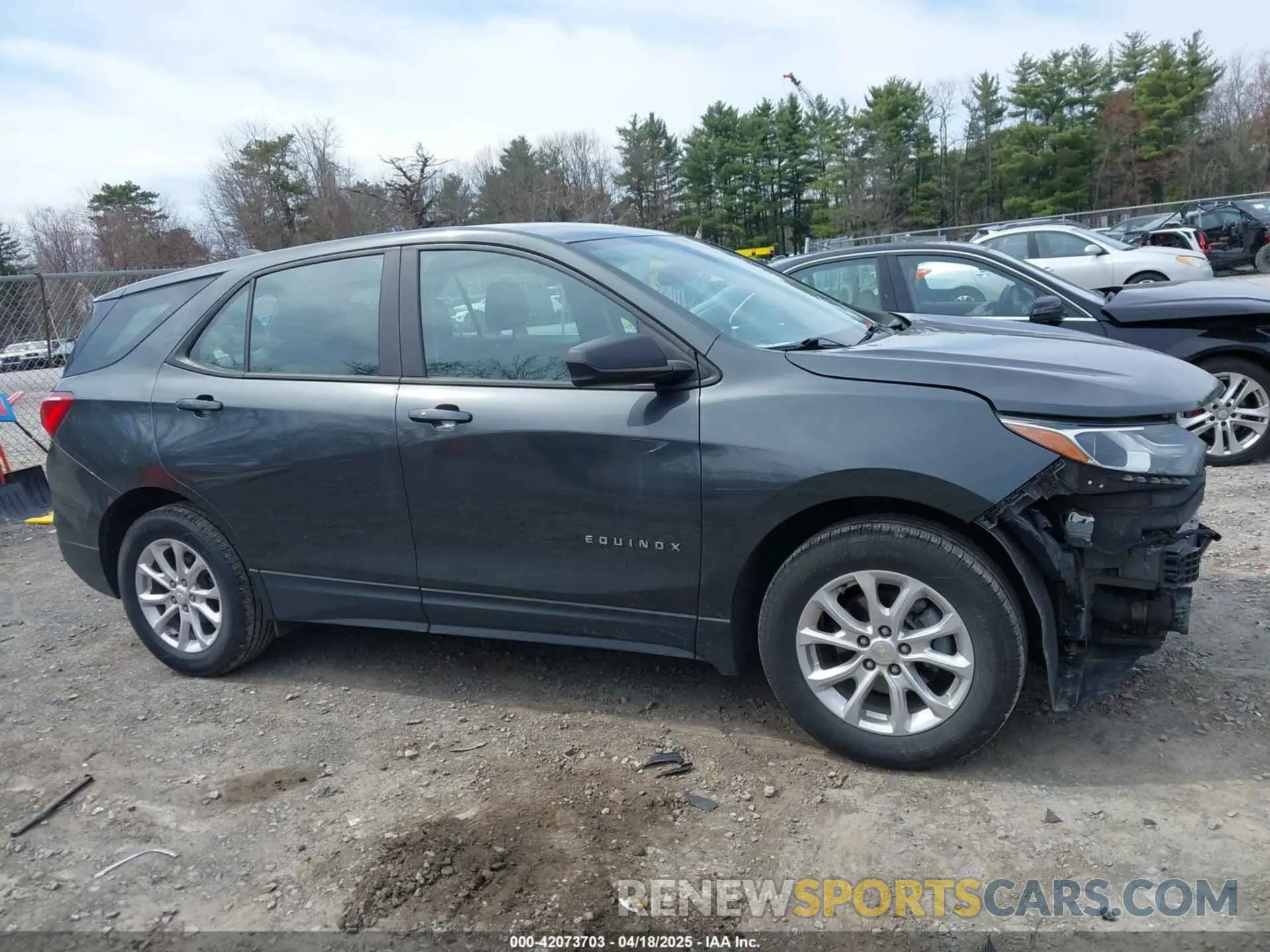 13 Photograph of a damaged car 3GNAXHEV7LS506237 CHEVROLET EQUINOX 2020