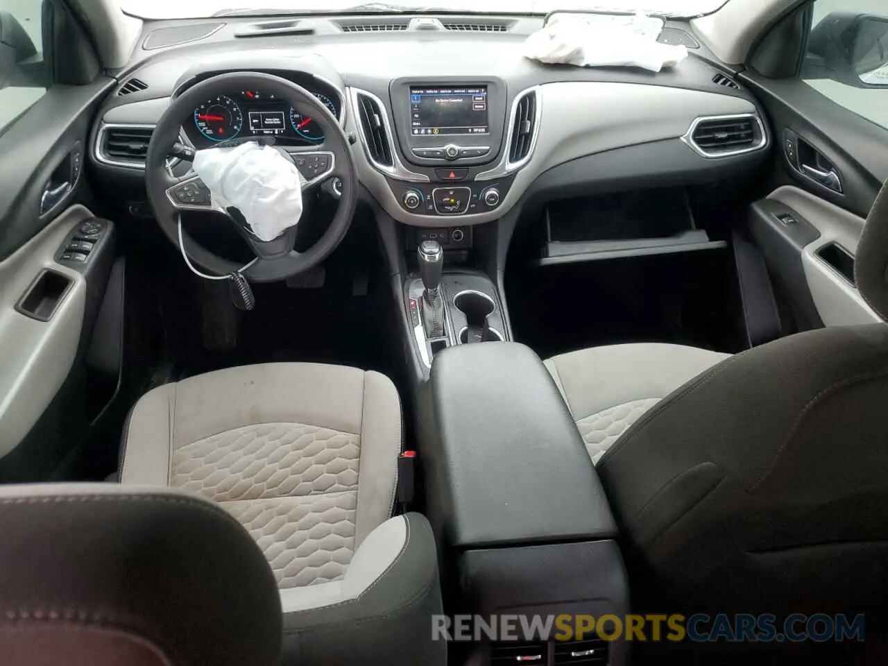 8 Photograph of a damaged car 3GNAXHEV7LS716000 CHEVROLET EQUINOX 2020