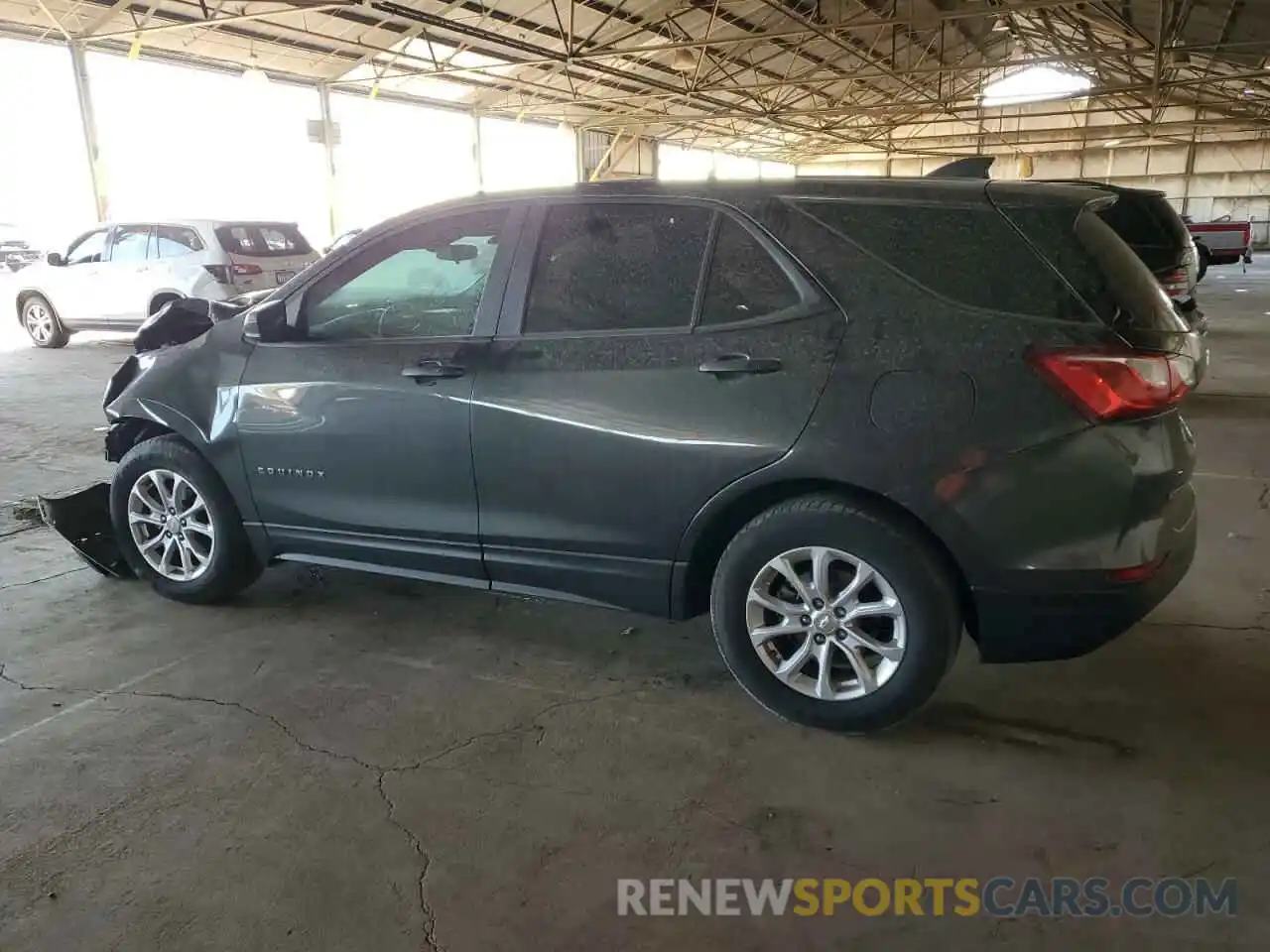 2 Photograph of a damaged car 3GNAXHEV8LS612244 CHEVROLET EQUINOX 2020