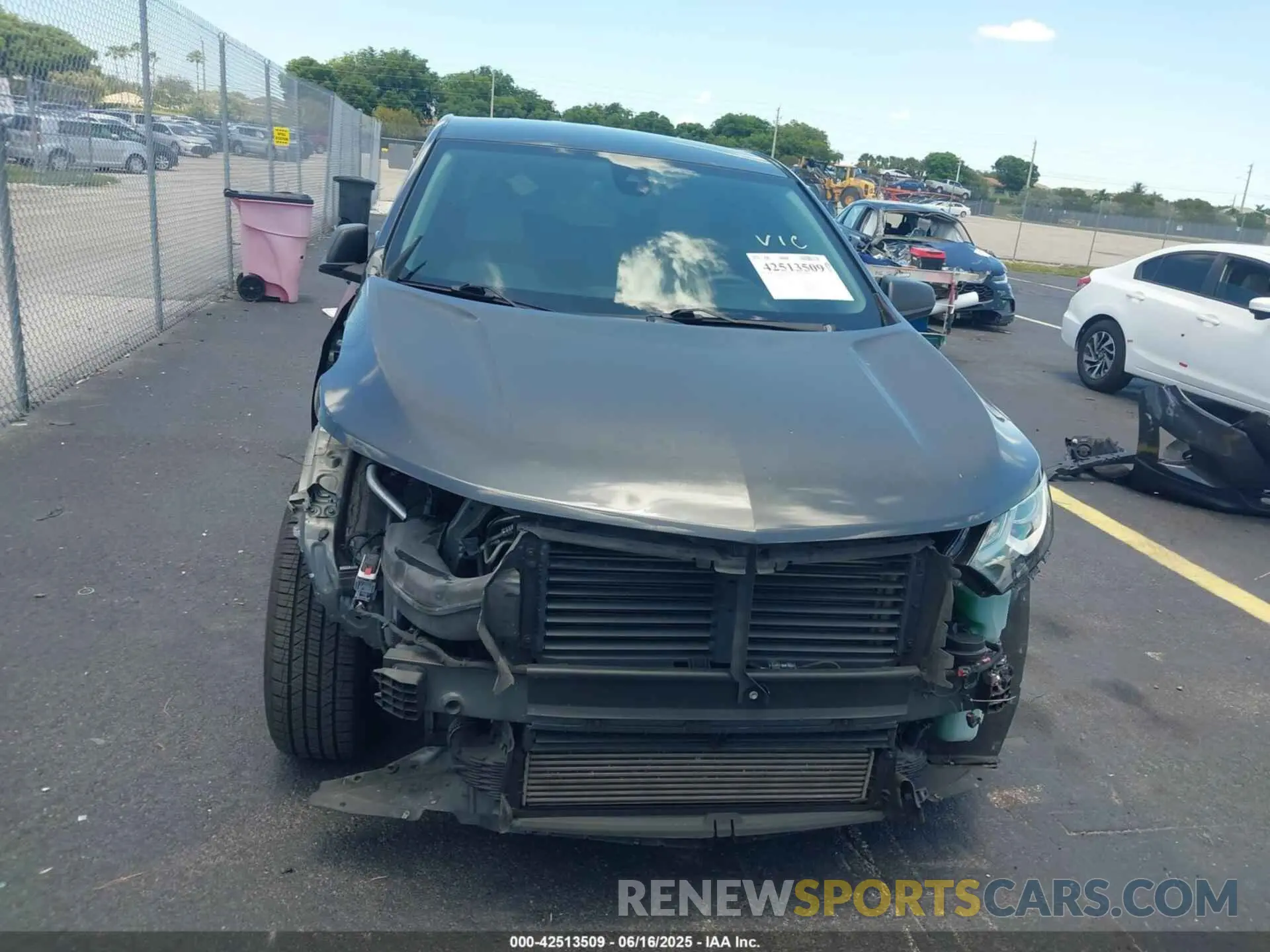 13 Photograph of a damaged car 3GNAXHEV8LS627987 CHEVROLET EQUINOX 2020