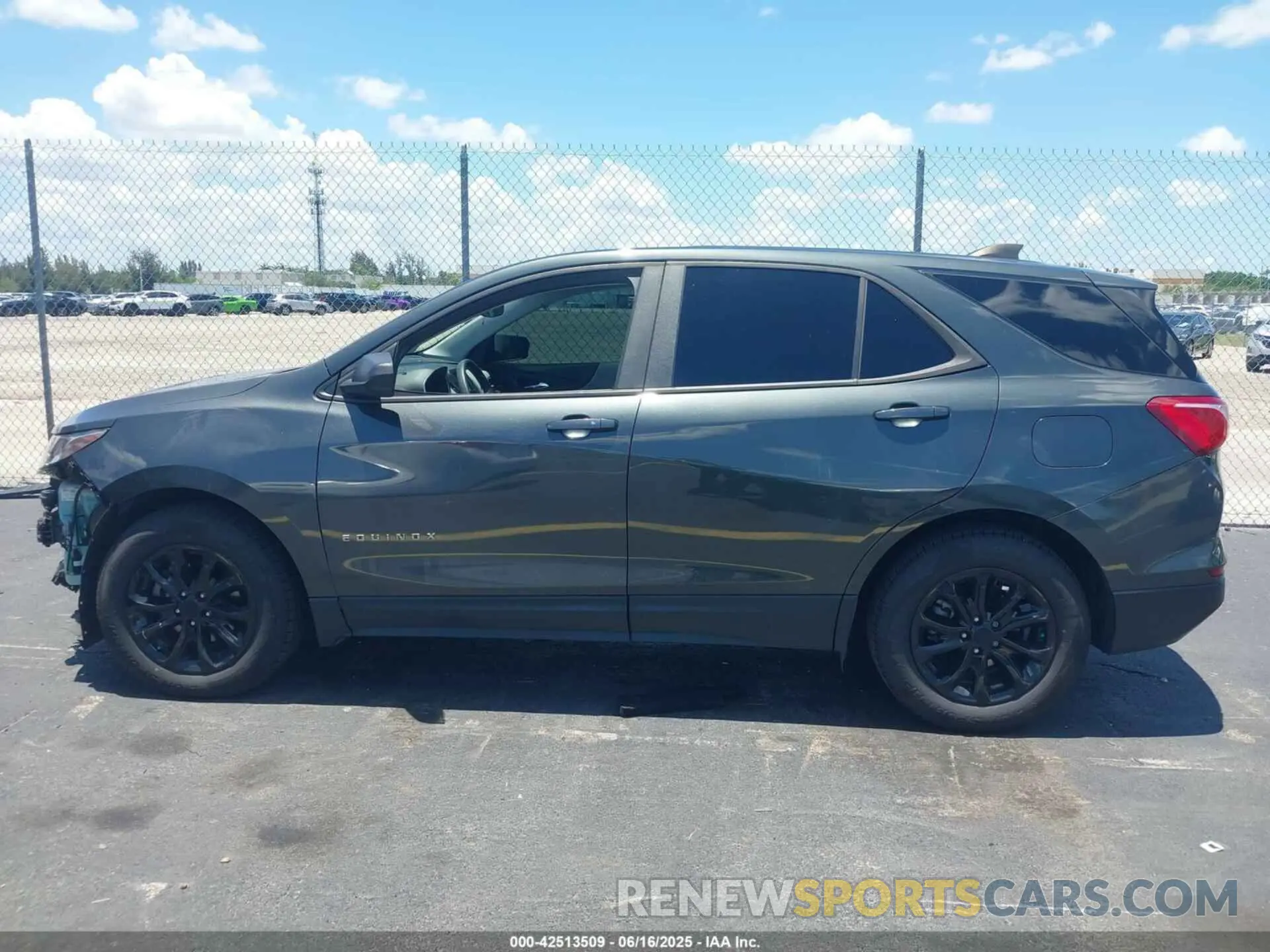 15 Photograph of a damaged car 3GNAXHEV8LS627987 CHEVROLET EQUINOX 2020