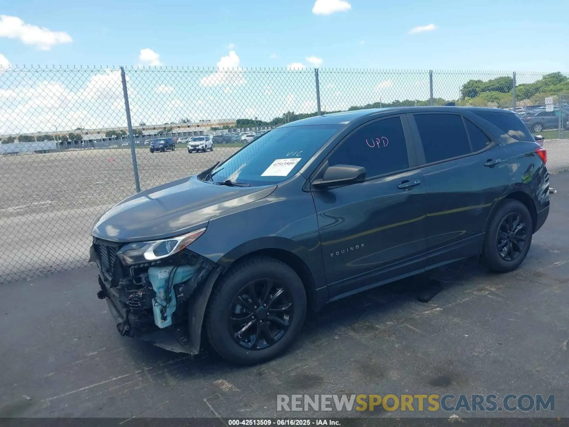 2 Photograph of a damaged car 3GNAXHEV8LS627987 CHEVROLET EQUINOX 2020