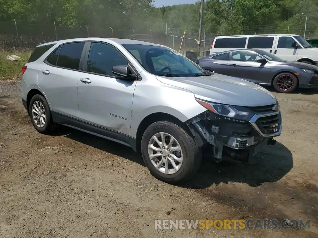 4 Photograph of a damaged car 3GNAXHEV8LS677157 CHEVROLET EQUINOX 2020