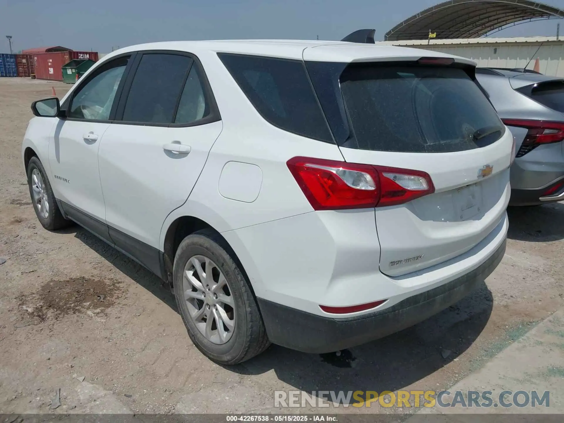 3 Photograph of a damaged car 3GNAXHEV8LS689440 CHEVROLET EQUINOX 2020