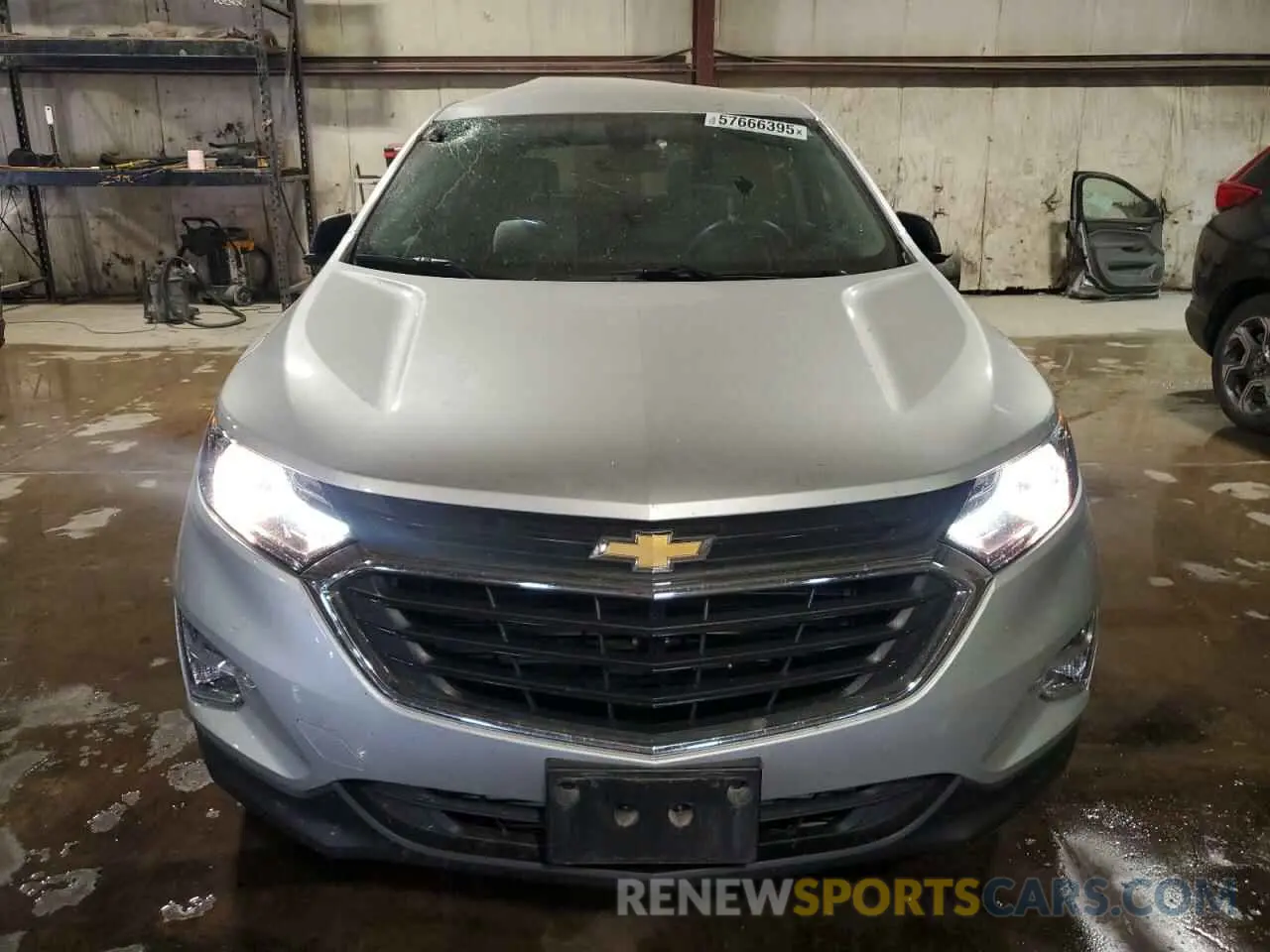 5 Photograph of a damaged car 3GNAXHEV8LS706656 CHEVROLET EQUINOX 2020