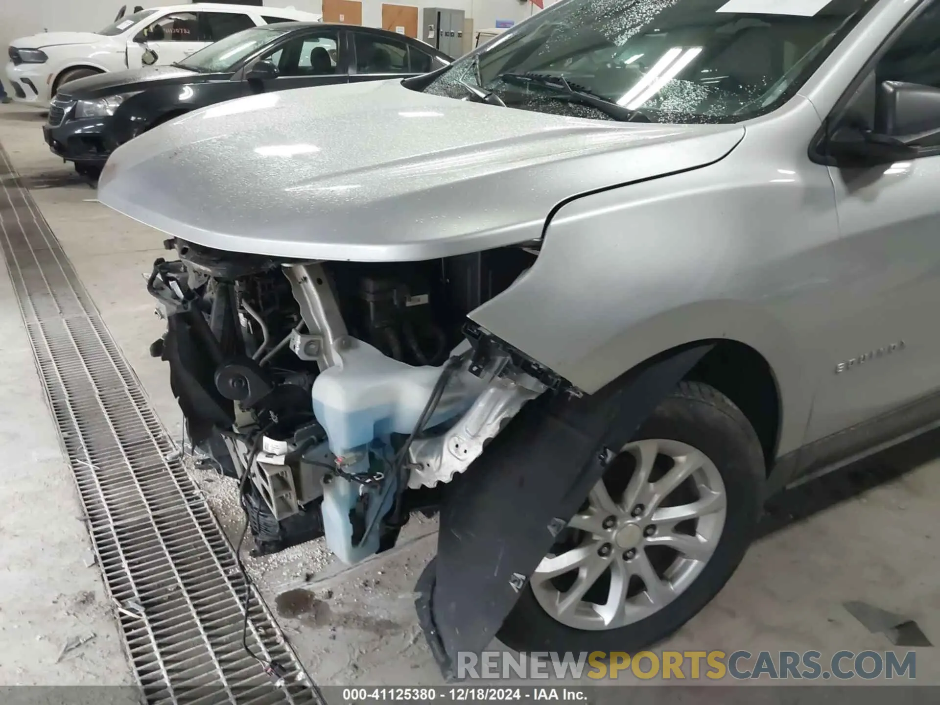 6 Photograph of a damaged car 3GNAXHEV9LS500178 CHEVROLET EQUINOX 2020