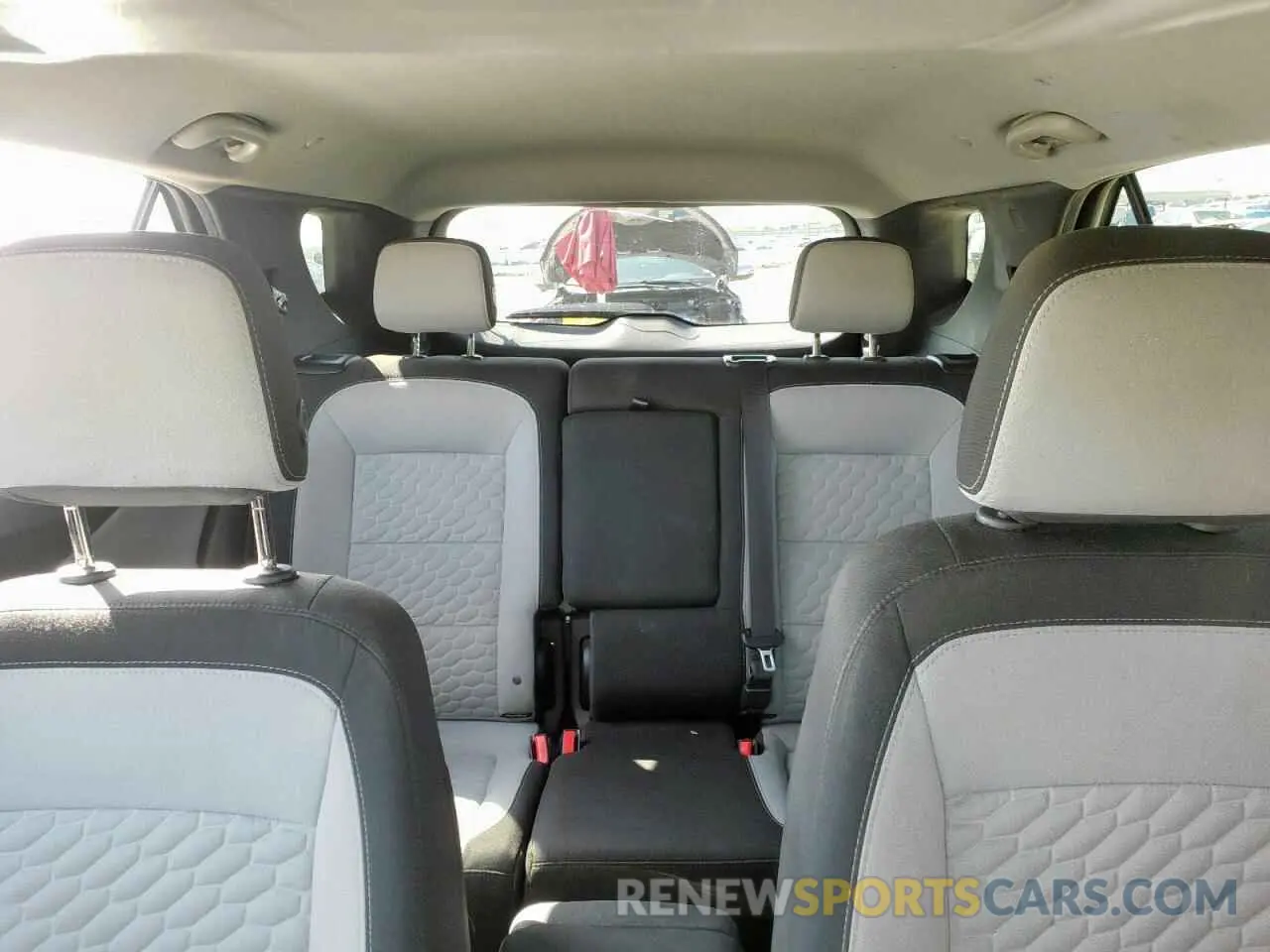 10 Photograph of a damaged car 3GNAXHEV9LS534556 CHEVROLET EQUINOX 2020