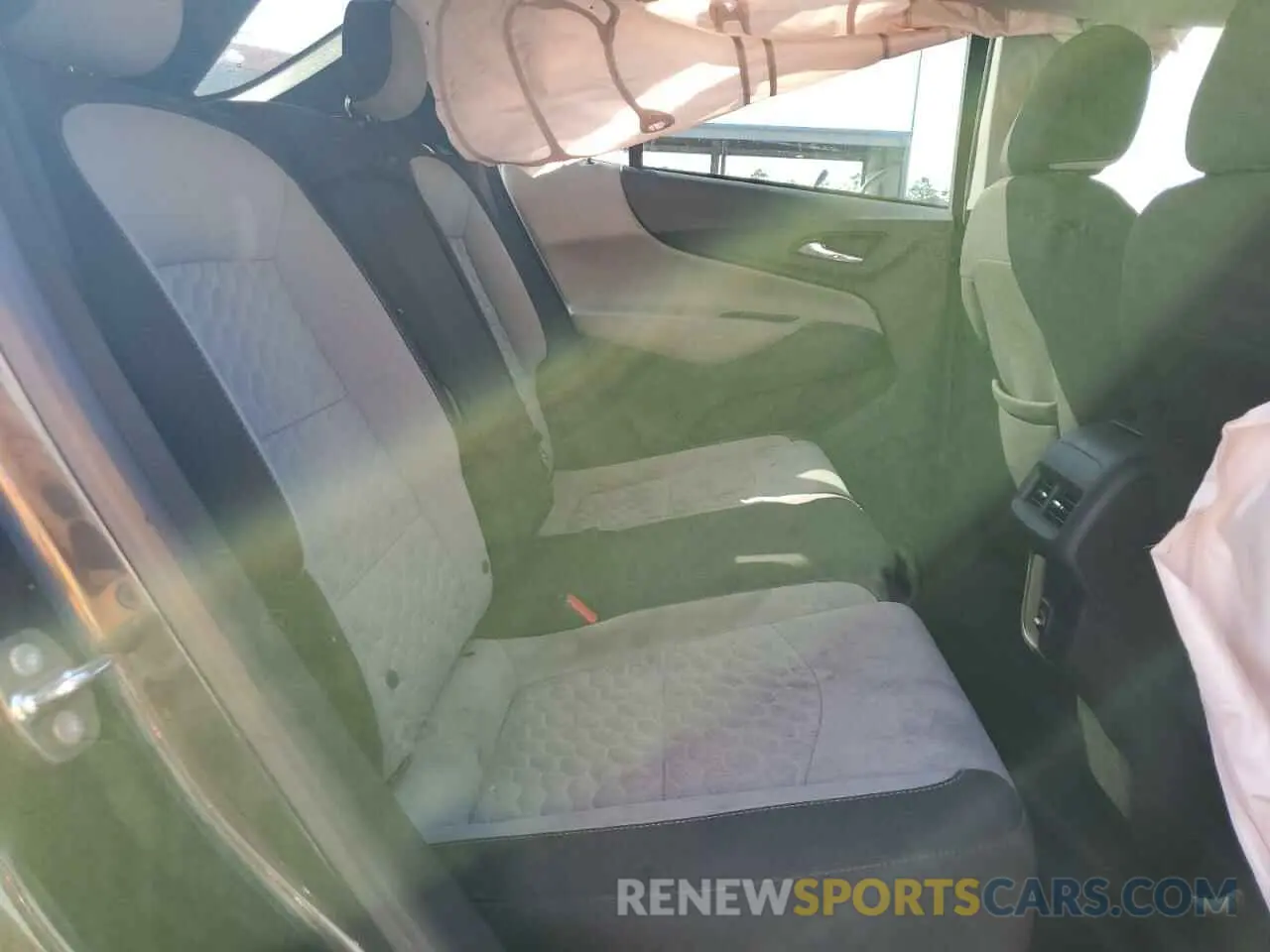 12 Photograph of a damaged car 3GNAXHEV9LS645186 CHEVROLET EQUINOX 2020