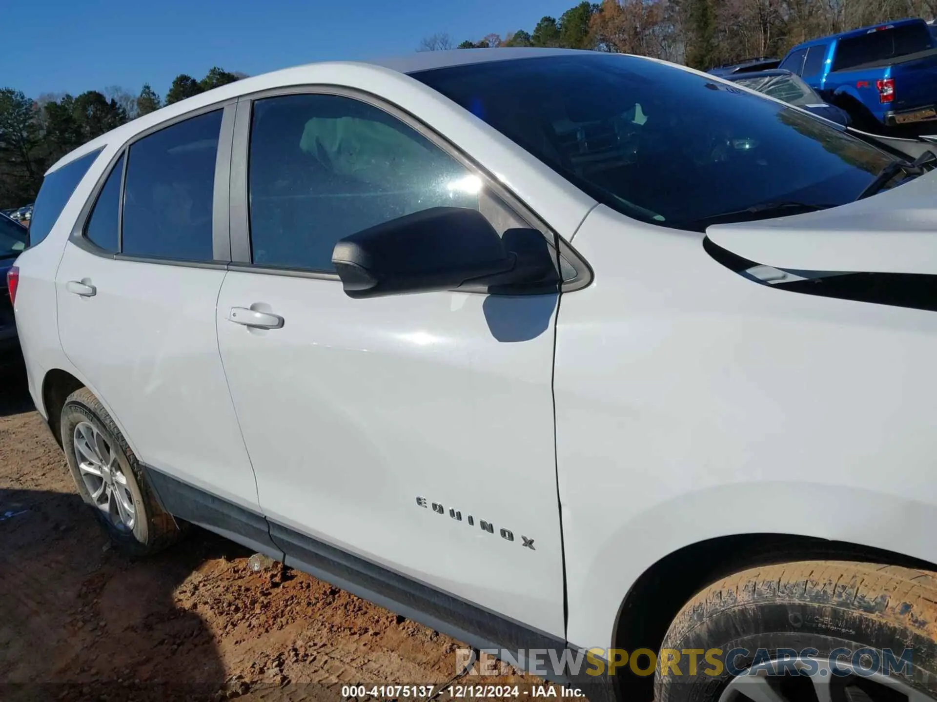 13 Photograph of a damaged car 3GNAXHEV9LS677829 CHEVROLET EQUINOX 2020