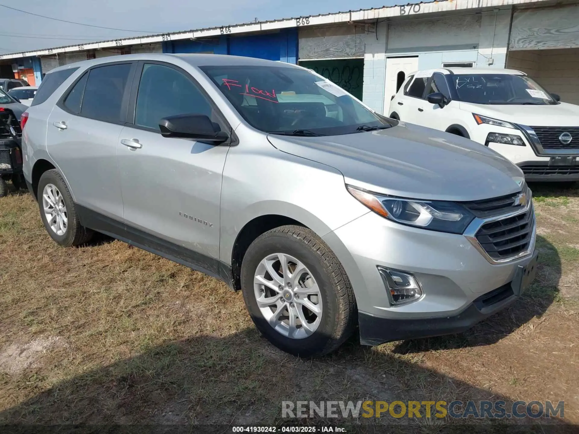 1 Photograph of a damaged car 3GNAXHEV9LS694453 CHEVROLET EQUINOX 2020