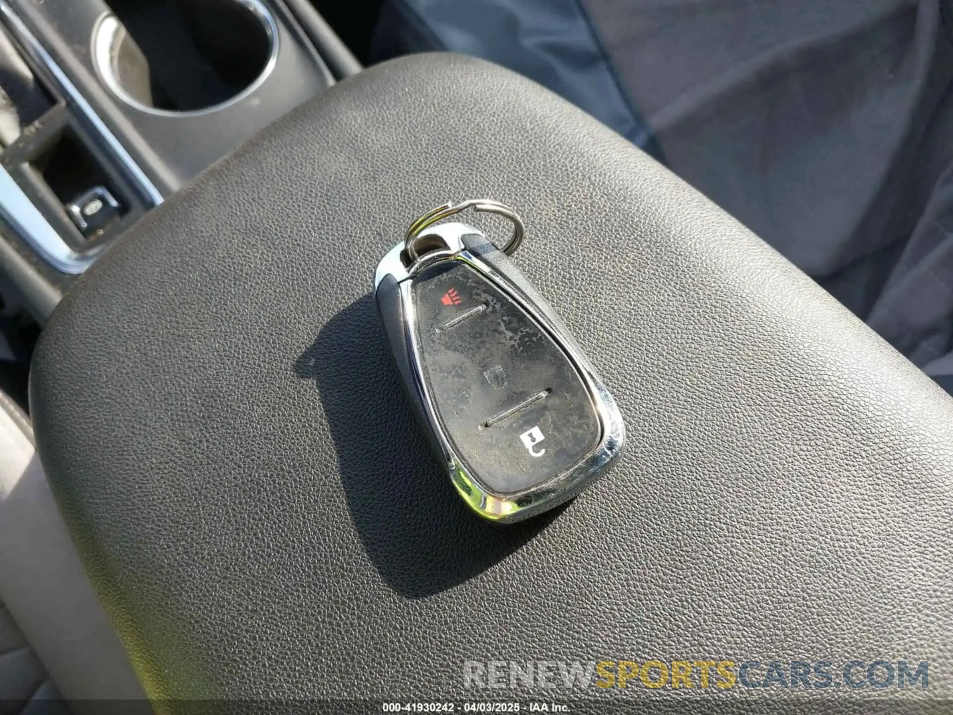 11 Photograph of a damaged car 3GNAXHEV9LS694453 CHEVROLET EQUINOX 2020