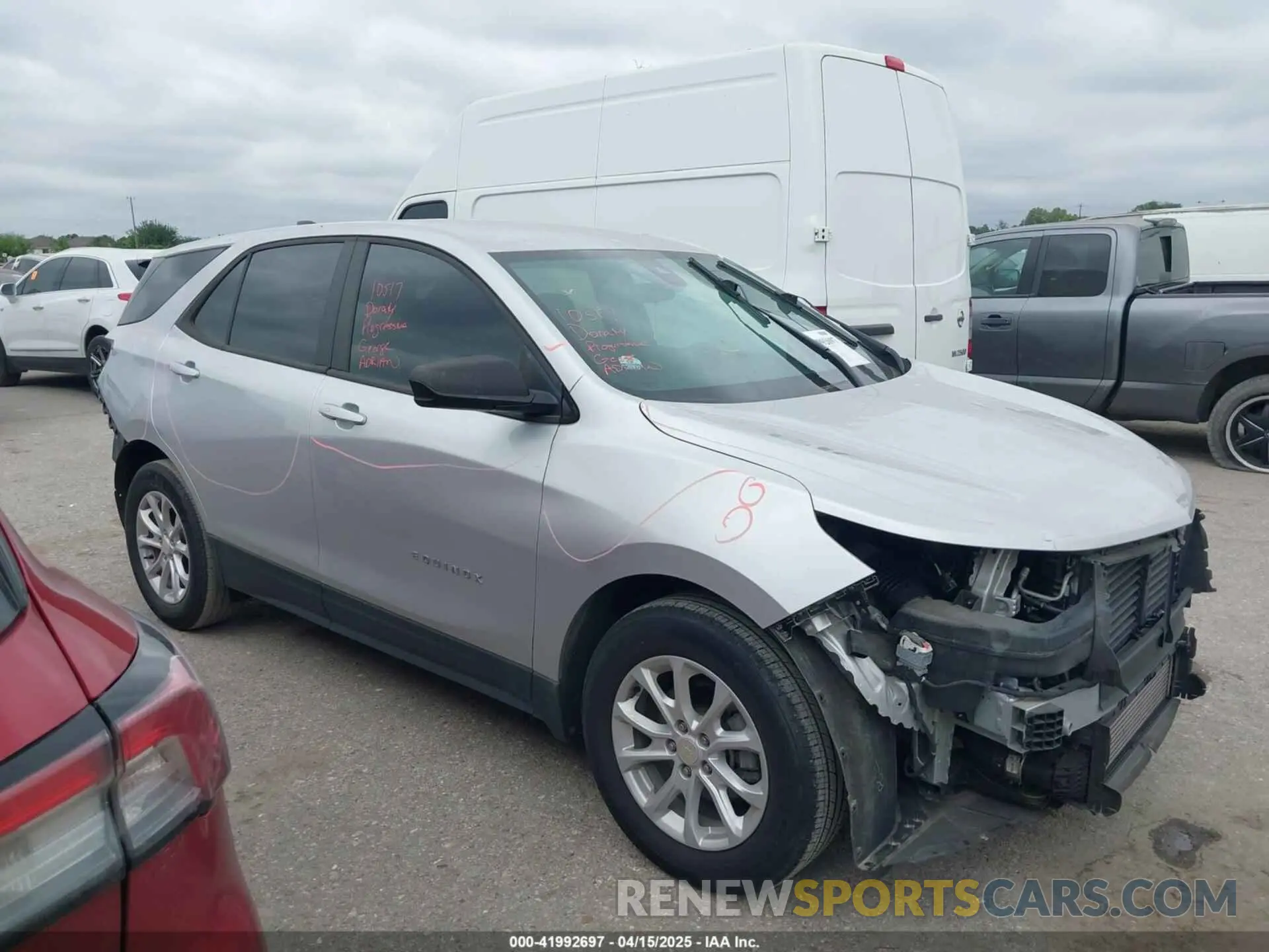 14 Photograph of a damaged car 3GNAXHEV9LS705998 CHEVROLET EQUINOX 2020