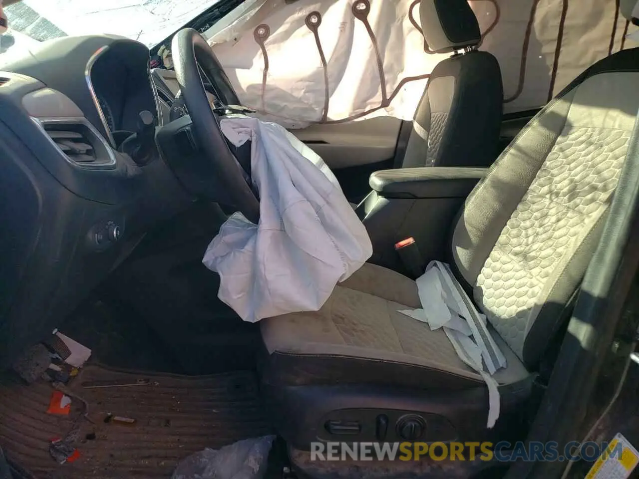 7 Photograph of a damaged car 3GNAXHEV9LS707542 CHEVROLET EQUINOX 2020
