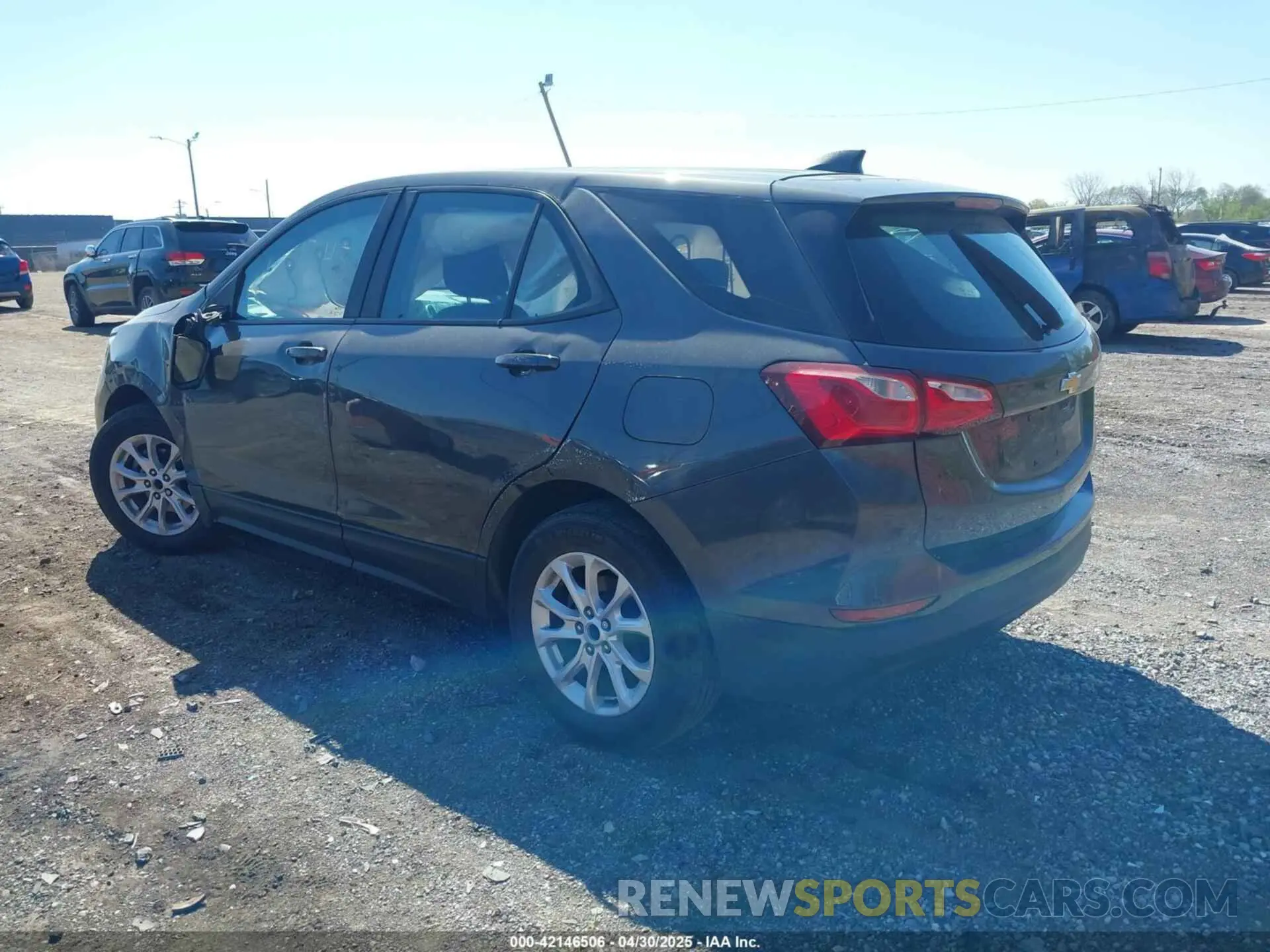 3 Photograph of a damaged car 3GNAXHEVXLS511545 CHEVROLET EQUINOX 2020