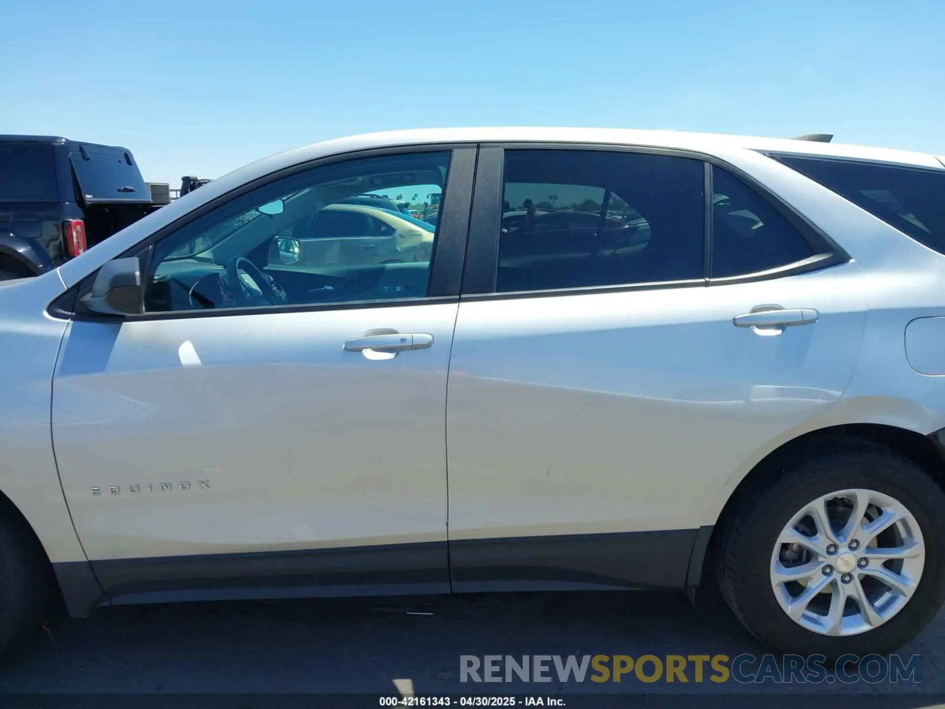 15 Photograph of a damaged car 3GNAXHEVXLS520567 CHEVROLET EQUINOX 2020